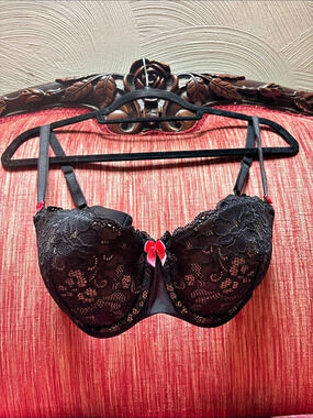 Adore Me Floral Lace Underwire Bra Black 36DDD